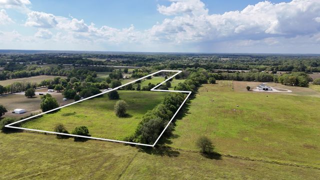 6658 N Farm Road 141, Springfield, MO 65803