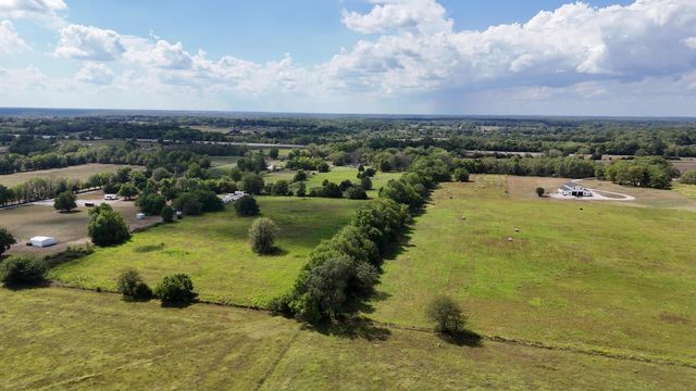 6658 N Farm Road 141, Springfield, MO 65803