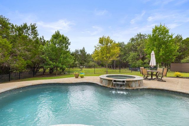 265 Magnolia Blossom CV, Driftwood, TX 78619