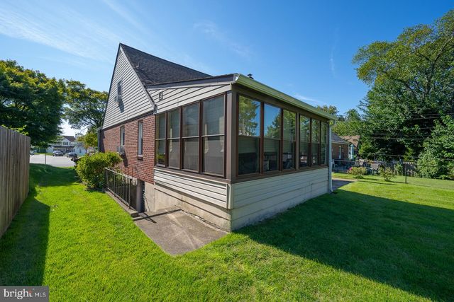 1907 ARMSTRONG AVE, Morton, PA 19070