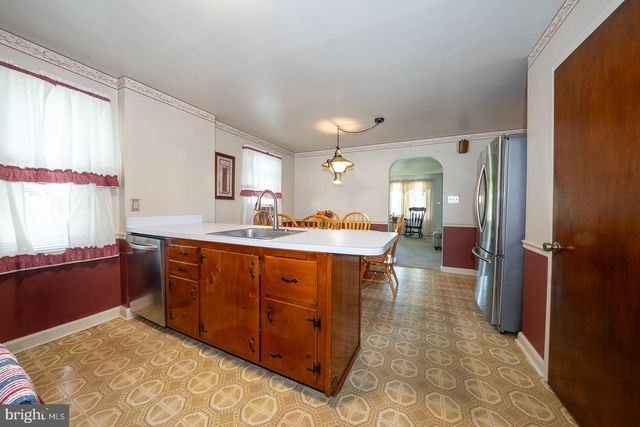 1907 ARMSTRONG AVE, Morton, PA 19070