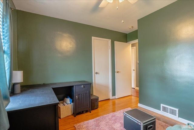 4908 Sweetser Avenue, Evansville, IN 47715