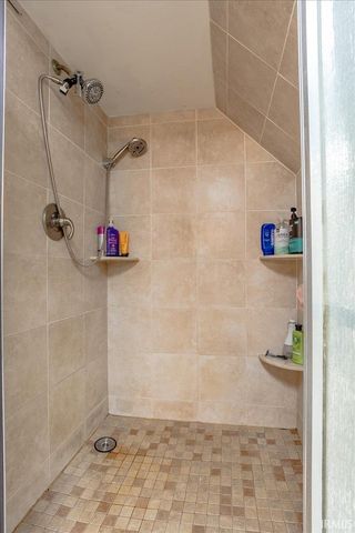 4908 Sweetser Avenue, Evansville, IN 47715