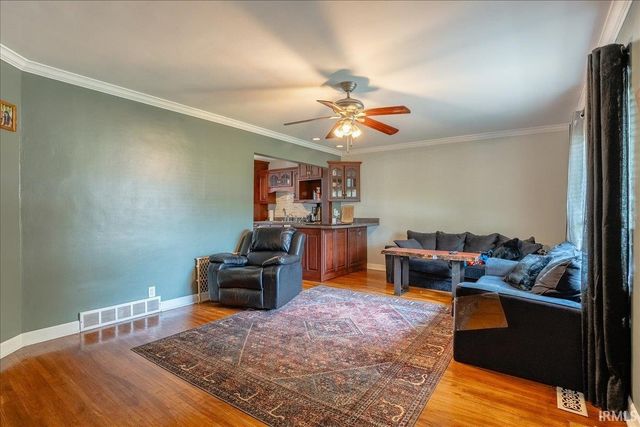 4908 Sweetser Avenue, Evansville, IN 47715