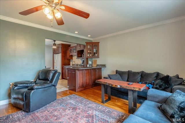4908 Sweetser Avenue, Evansville, IN 47715
