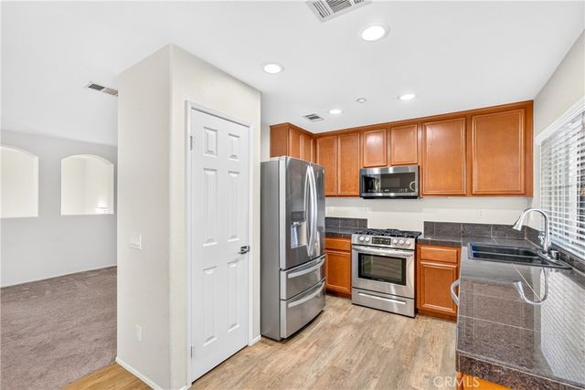 15635 Lasselle, Moreno Valley, CA 92551