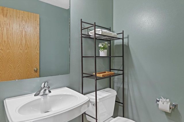 1452 Wild Iris Street, Sun Prairie, WI 53590