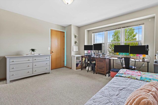 1452 Wild Iris Street, Sun Prairie, WI 53590