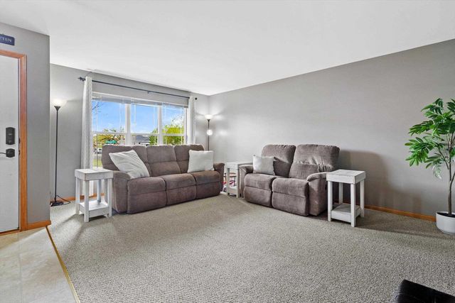 1452 Wild Iris Street, Sun Prairie, WI 53590