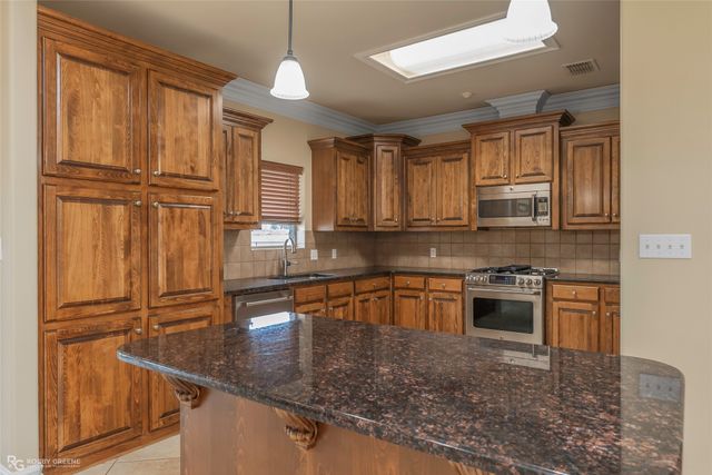 12120 Amanda Lane, Keithville, LA 71047