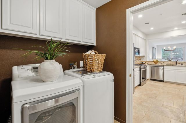 23158 Canyon Terrace Dr, Castro Valley, CA 94552