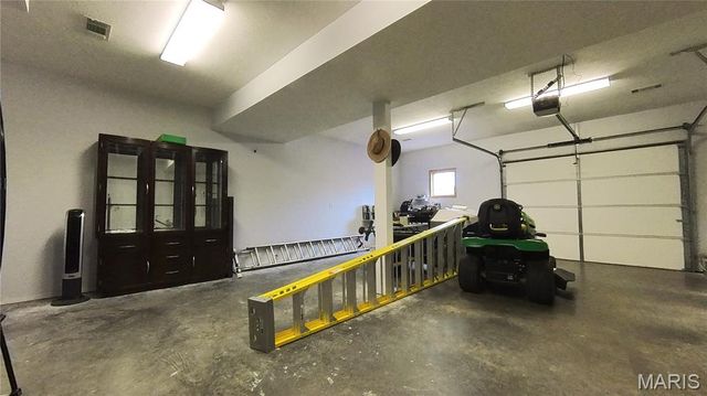 610 Oak Park Boulevard, West Plains, MO 65775