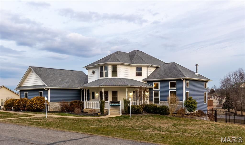 610 Oak Park Boulevard, West Plains, MO 65775