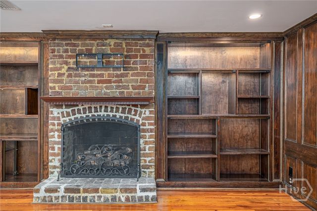 108 W Gordon Street, Savannah, GA 31401