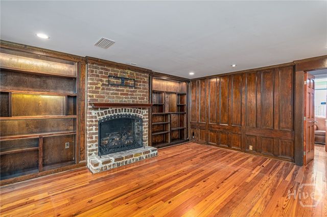 108 W Gordon Street, Savannah, GA 31401