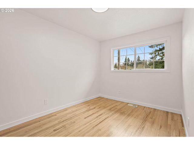 5073 Se RAINBOW Ln, Milwaukie, OR 97222