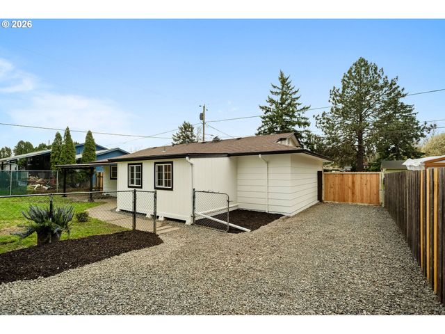 5073 Se RAINBOW Ln, Milwaukie, OR 97222