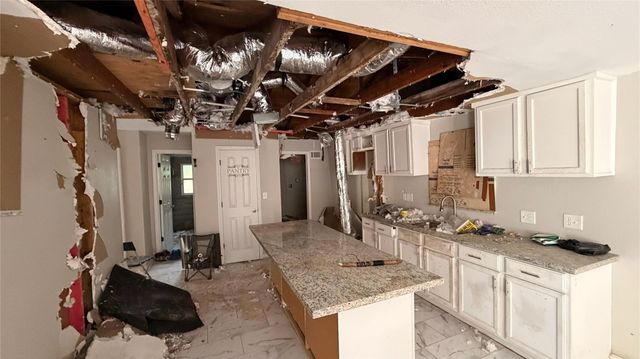 9621 Dogwood Lane, Houston, TX 77365