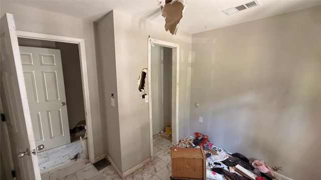 9621 Dogwood Lane, Houston, TX 77365