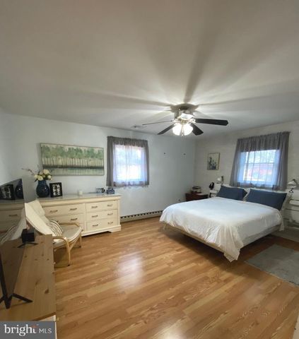 847 RIVENDELL LN, Pottstown, PA 19464