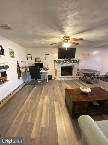 847 RIVENDELL LN, Pottstown, PA 19464