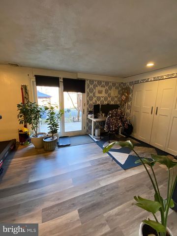 847 RIVENDELL LN, Pottstown, PA 19464