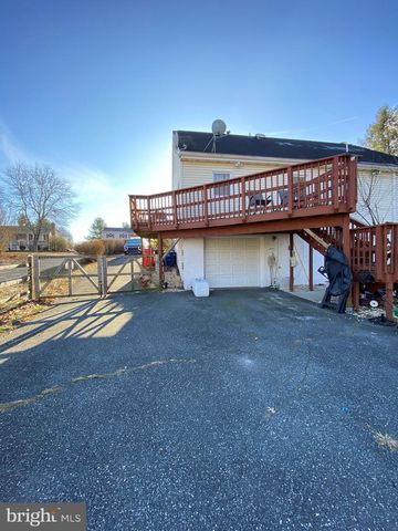 847 RIVENDELL LN, Pottstown, PA 19464