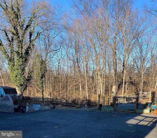 847 RIVENDELL LN, Pottstown, PA 19464