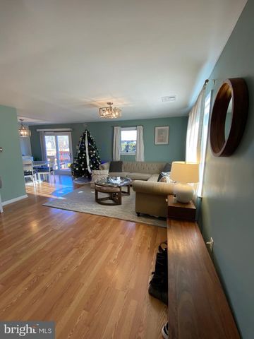 847 RIVENDELL LN, Pottstown, PA 19464