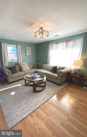 847 RIVENDELL LN, Pottstown, PA 19464