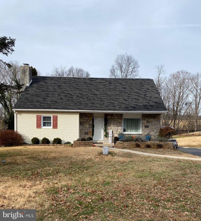 847 RIVENDELL LN, Pottstown, PA 19464