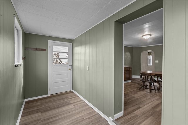 24 Adams St, Cokeburg, PA 15324