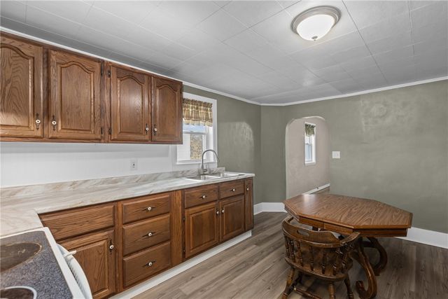 24 Adams St, Cokeburg, PA 15324