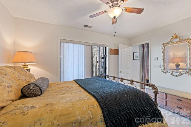 831 Forest Run Road, Whittier, NC 28789