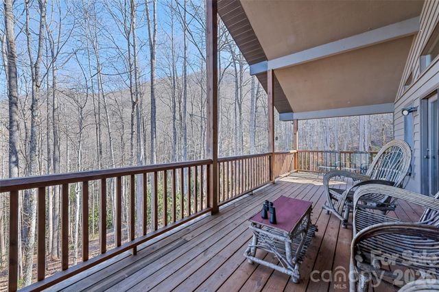 831 Forest Run Road, Whittier, NC 28789