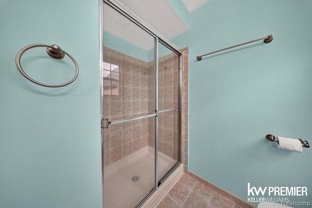 1081 Addington Lane, Ann Arbor, MI 48108