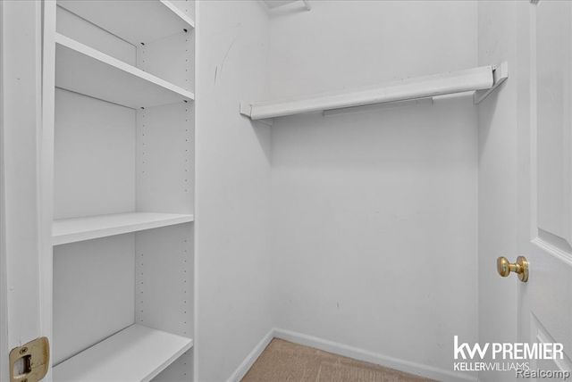 1081 Addington Lane, Ann Arbor, MI 48108