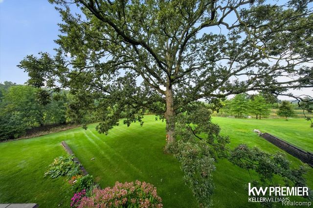 1081 Addington Lane, Ann Arbor, MI 48108