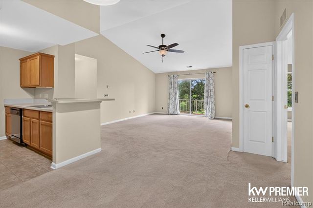 1081 Addington Lane, Ann Arbor, MI 48108