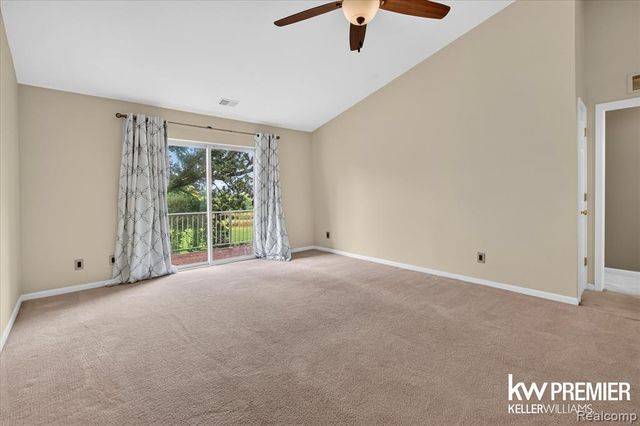 1081 Addington Lane, Ann Arbor, MI 48108