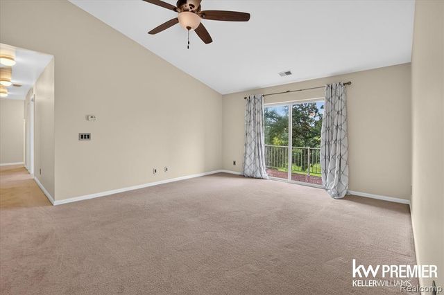 1081 Addington Lane, Ann Arbor, MI 48108