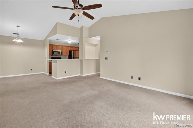 1081 Addington Lane, Ann Arbor, MI 48108