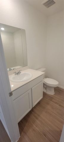 2226 Still Bend Lane, League City, TX 77573