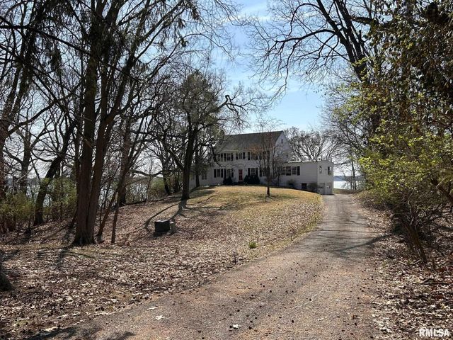 2606 W LAKE SHORE Drive, Springfield, IL 62712