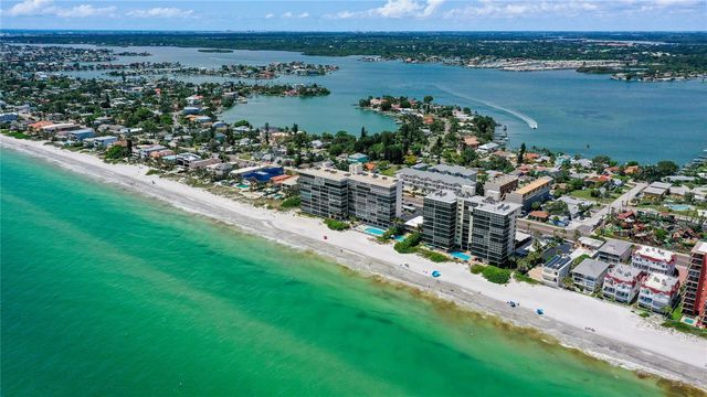 15462 GULF BOULEVARD 501, Madeira Beach, FL 33708