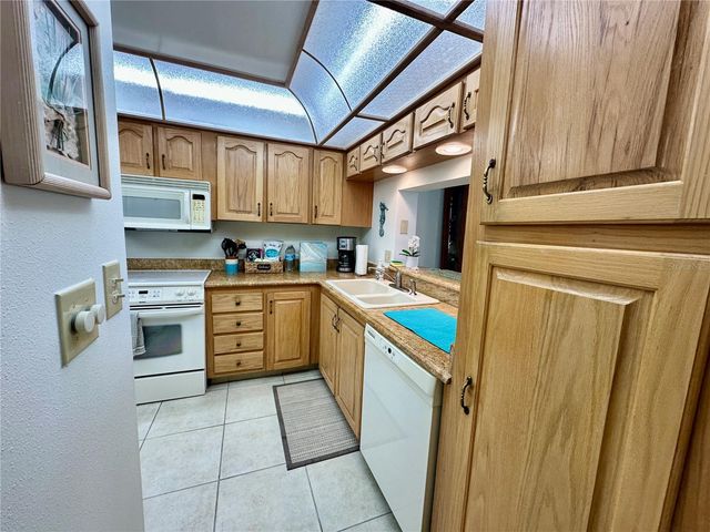 15462 GULF BOULEVARD 501, Madeira Beach, FL 33708