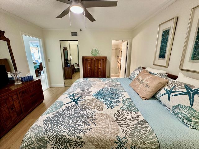 15462 GULF BOULEVARD 501, Madeira Beach, FL 33708