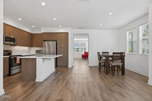 5680 Surfrider Way 101, Goleta, CA 93117