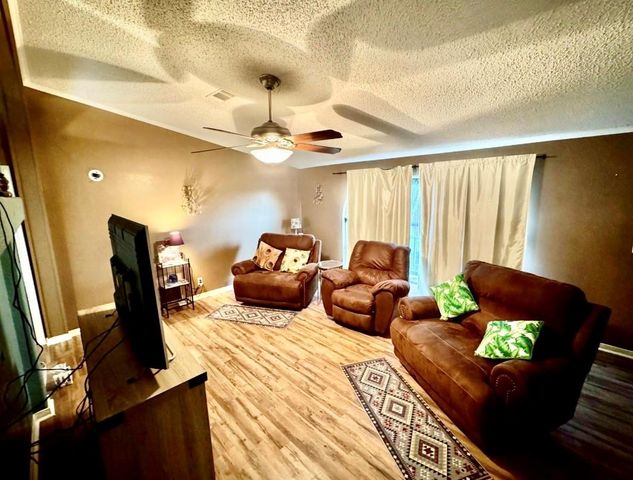 5107 County Road 469, Brazoria, TX 77422