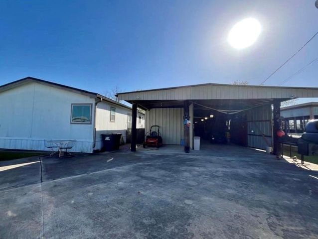 5107 County Road 469, Brazoria, TX 77422